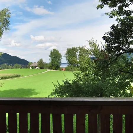 Weslhof Villa Attersee Room photo